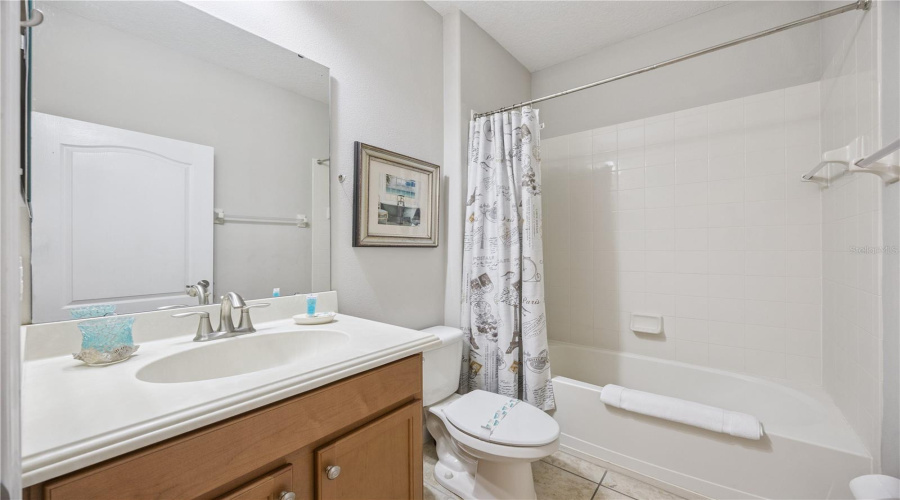 KISSIMMEE, Florida 34747, 6 Bedrooms Bedrooms, ,5 BathroomsBathrooms,Residential,For Sale,CANDY PALM,0,MFRO6357524