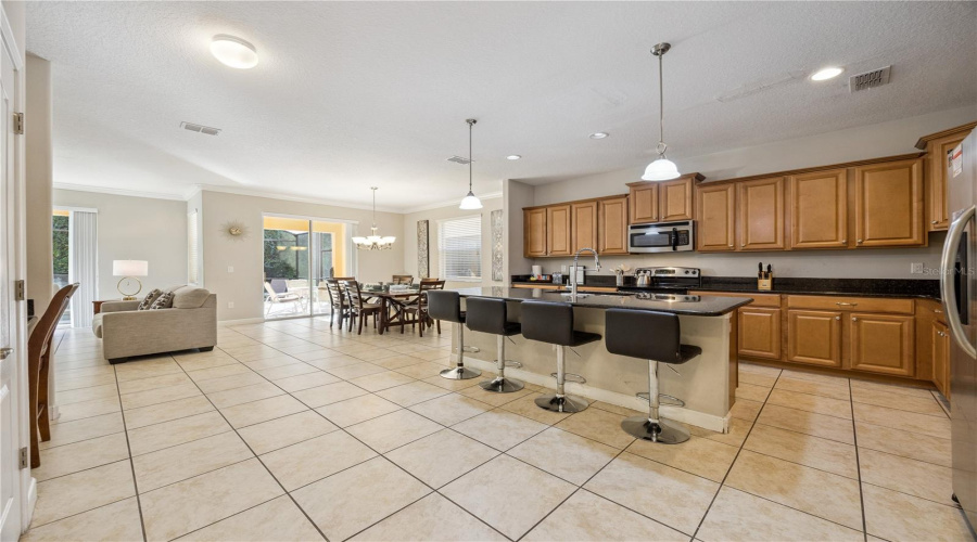 KISSIMMEE, Florida 34747, 6 Bedrooms Bedrooms, ,5 BathroomsBathrooms,Residential,For Sale,CANDY PALM,0,MFRO6357524