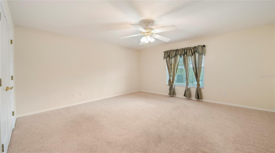 ORLANDO, Florida 32836, 5 Bedrooms Bedrooms, ,3 BathroomsBathrooms,Residential,For Sale,WISCANE,0,MFRO6358607