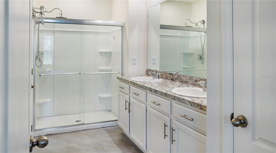 DAVENPORT, Florida 33837, 3 Bedrooms Bedrooms, ,2 BathroomsBathrooms,Residential,For Sale,HOLODAK,0,MFRS5136884