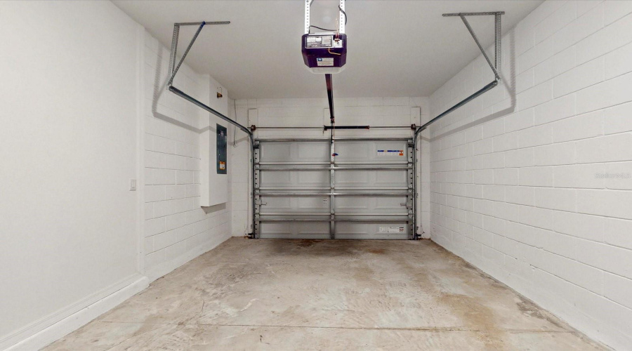 DAVENPORT, Florida 33837, 3 Bedrooms Bedrooms, ,2 BathroomsBathrooms,Residential,For Sale,CANARY,0,MFRS5138188