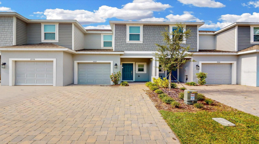 DAVENPORT, Florida 33837, 3 Bedrooms Bedrooms, ,2 BathroomsBathrooms,Residential,For Sale,CANARY,0,MFRS5138188