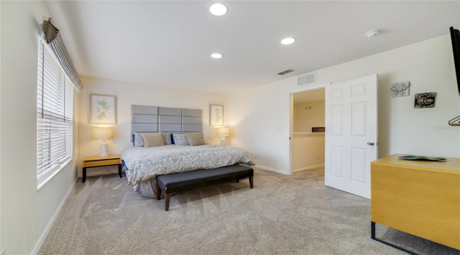 KISSIMMEE, Florida 34746, 3 Bedrooms Bedrooms, ,3 BathroomsBathrooms,Residential,For Sale,CORVETTE,0,MFRO6358982