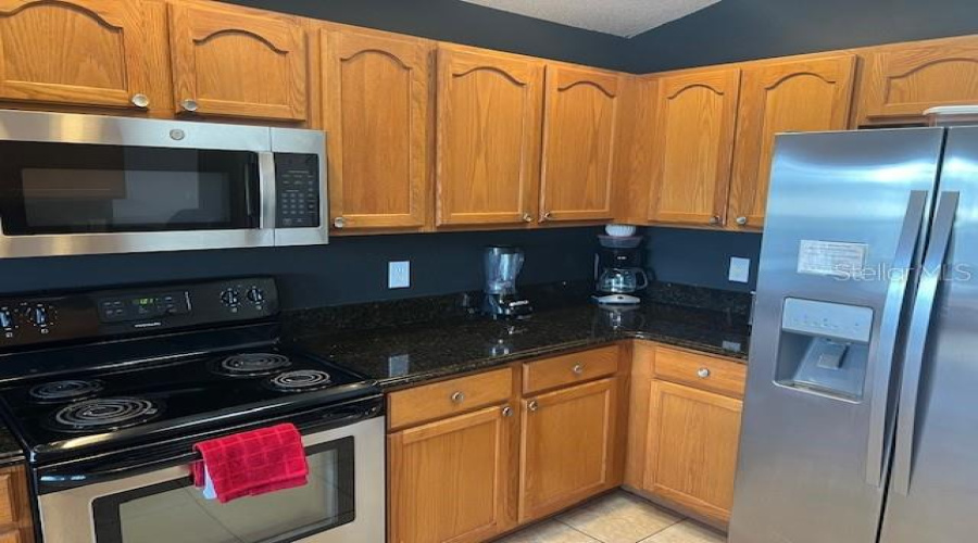 KISSIMMEE, Florida 34747, 4 Bedrooms Bedrooms, ,3 BathroomsBathrooms,Residential,For Sale,ONEIDA,0,MFRO6358789