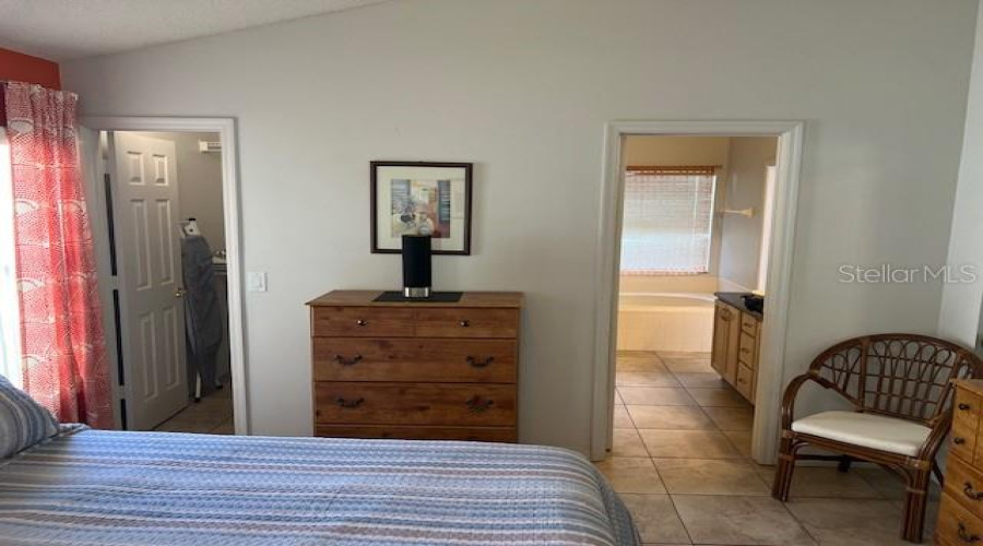 KISSIMMEE, Florida 34747, 4 Bedrooms Bedrooms, ,3 BathroomsBathrooms,Residential,For Sale,ONEIDA,0,MFRO6358789