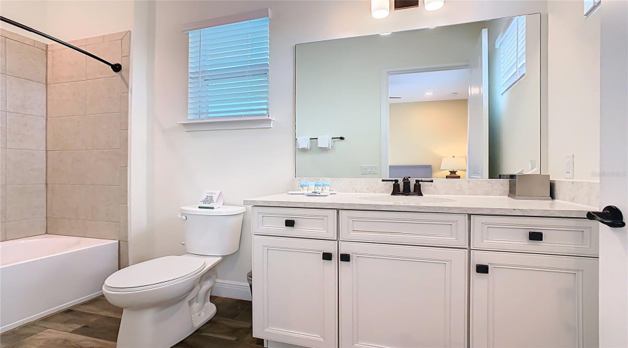 KISSIMMEE, Florida 34747, 3 Bedrooms Bedrooms, ,3 BathroomsBathrooms,Residential,For Sale,SALTED RIM,0,MFRO6356626