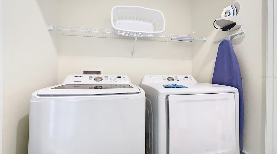 KISSIMMEE, Florida 34747, 3 Bedrooms Bedrooms, ,3 BathroomsBathrooms,Residential,For Sale,SALTED RIM,0,MFRO6356626