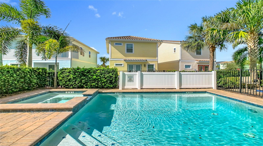 KISSIMMEE, Florida 34747, 3 Bedrooms Bedrooms, ,3 BathroomsBathrooms,Residential,For Sale,SALTED RIM,0,MFRO6356626