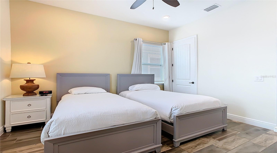 KISSIMMEE, Florida 34747, 3 Bedrooms Bedrooms, ,3 BathroomsBathrooms,Residential,For Sale,SALTED RIM,0,MFRO6356626