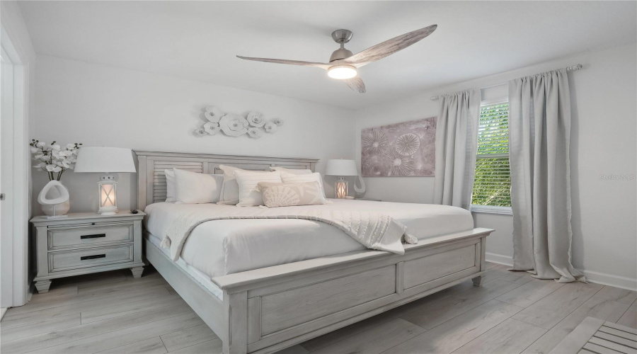 DAVENPORT, Florida 33896, 6 Bedrooms Bedrooms, ,6 BathroomsBathrooms,Residential,For Sale,PEBBLE BEACH,0,MFRS5130681