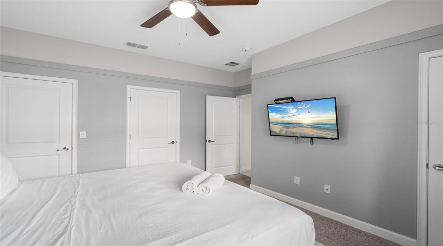 KISSIMMEE, Florida 34746, 4 Bedrooms Bedrooms, ,3 BathroomsBathrooms,Residential,For Sale,GATSBY,0,MFRO6359060