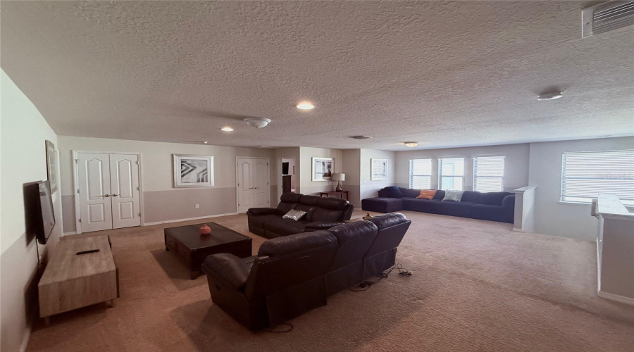 KISSIMMEE, Florida 34747, 9 Bedrooms Bedrooms, ,6 BathroomsBathrooms,Residential,For Sale,LIMA,0,MFRO6359137