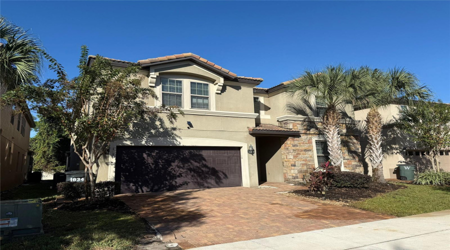 KISSIMMEE, Florida 34747, 9 Bedrooms Bedrooms, ,6 BathroomsBathrooms,Residential,For Sale,LIMA,0,MFRO6359137
