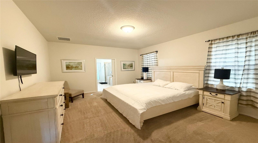 KISSIMMEE, Florida 34747, 9 Bedrooms Bedrooms, ,6 BathroomsBathrooms,Residential,For Sale,LIMA,0,MFRO6359137