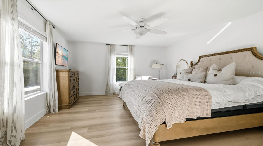 KISSIMMEE, Florida 34747, 5 Bedrooms Bedrooms, ,5 BathroomsBathrooms,Residential,For Sale,BANANA PALM,0,MFRO6358978