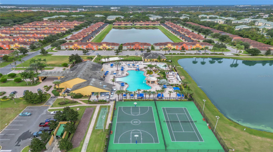 KISSIMMEE, Florida 34747, 5 Bedrooms Bedrooms, ,5 BathroomsBathrooms,Residential,For Sale,BANANA PALM,0,MFRO6358978