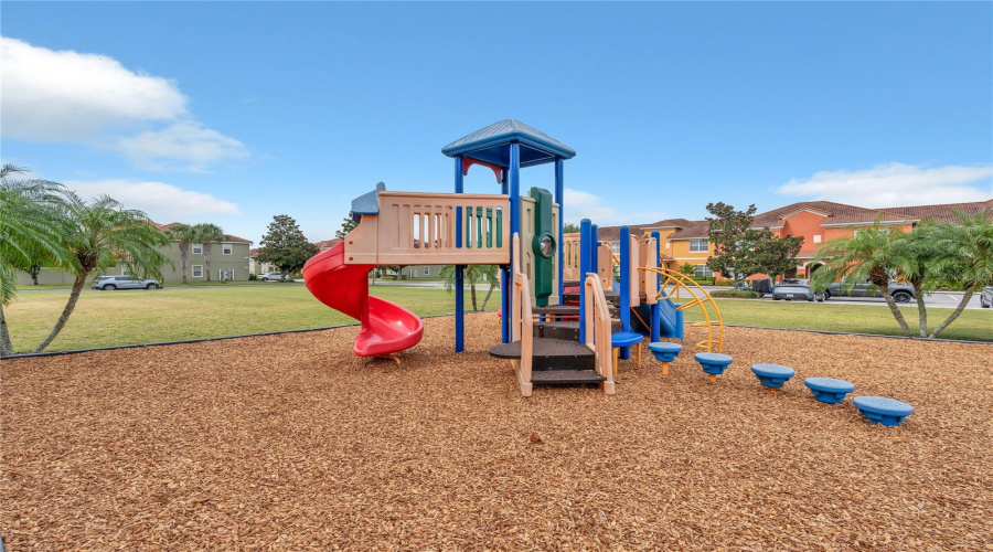 KISSIMMEE, Florida 34747, 5 Bedrooms Bedrooms, ,5 BathroomsBathrooms,Residential,For Sale,BANANA PALM,0,MFRO6358978