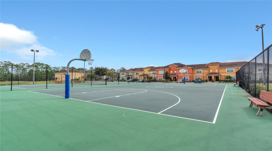 KISSIMMEE, Florida 34747, 5 Bedrooms Bedrooms, ,5 BathroomsBathrooms,Residential,For Sale,BANANA PALM,0,MFRO6358978