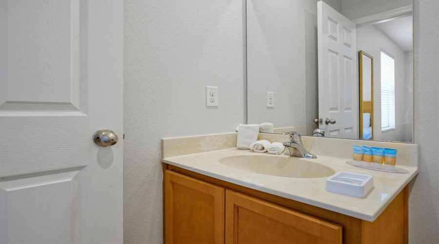 KISSIMMEE, Florida 34747, 2 Bedrooms Bedrooms, ,2 BathroomsBathrooms,Residential,For Sale,RED GINGER,0,MFRO6358693