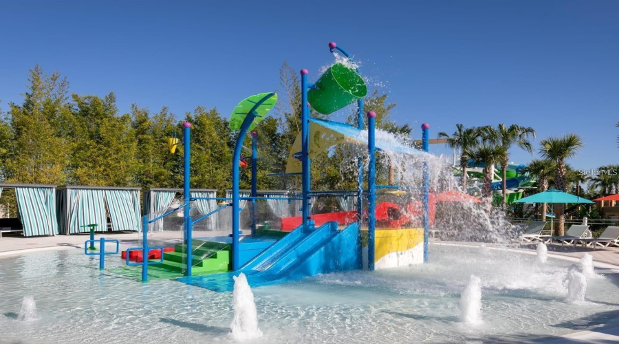 DAVENPORT, Florida 33897, 5 Bedrooms Bedrooms, ,4 BathroomsBathrooms,Residential,For Sale,PARADISE,0,MFRS5138229