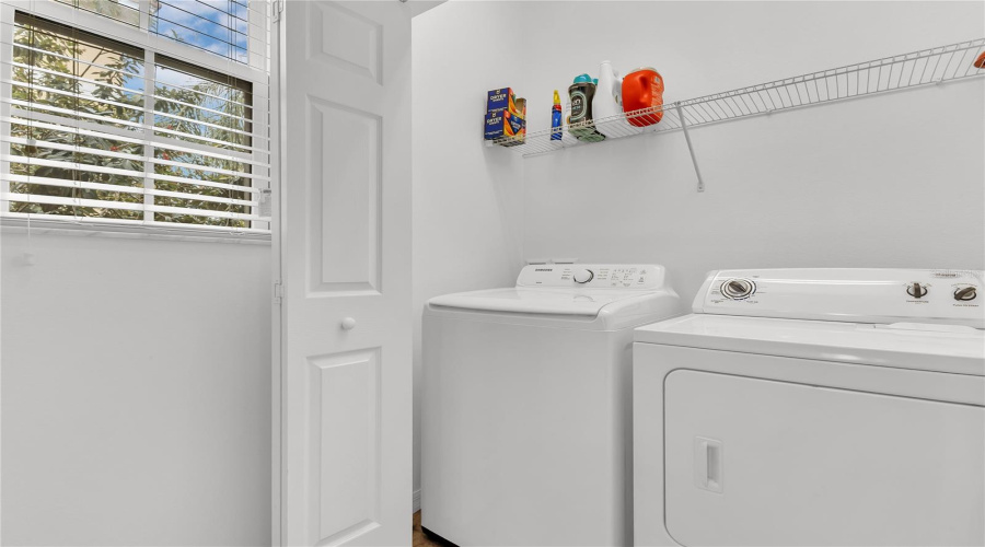 KISSIMMEE, Florida 34746, 4 Bedrooms Bedrooms, ,3 BathroomsBathrooms,Residential,For Sale,LAS FUENTES,0,MFRO6350938