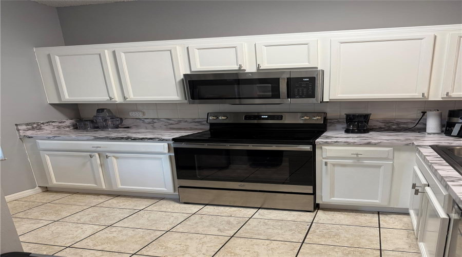 KISSIMMEE, Florida 34746, 3 Bedrooms Bedrooms, ,2 BathroomsBathrooms,Residential,For Sale,PARK RIDGE,0,MFRS5137773