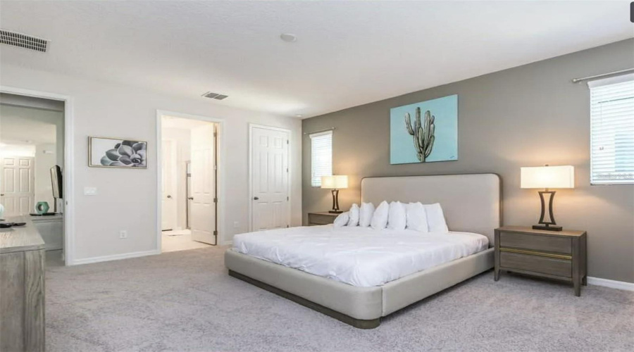 KISSIMMEE, Florida 34747, 7 Bedrooms Bedrooms, ,6 BathroomsBathrooms,Residential,For Sale,PELICAN COVE,0,MFRO6359207