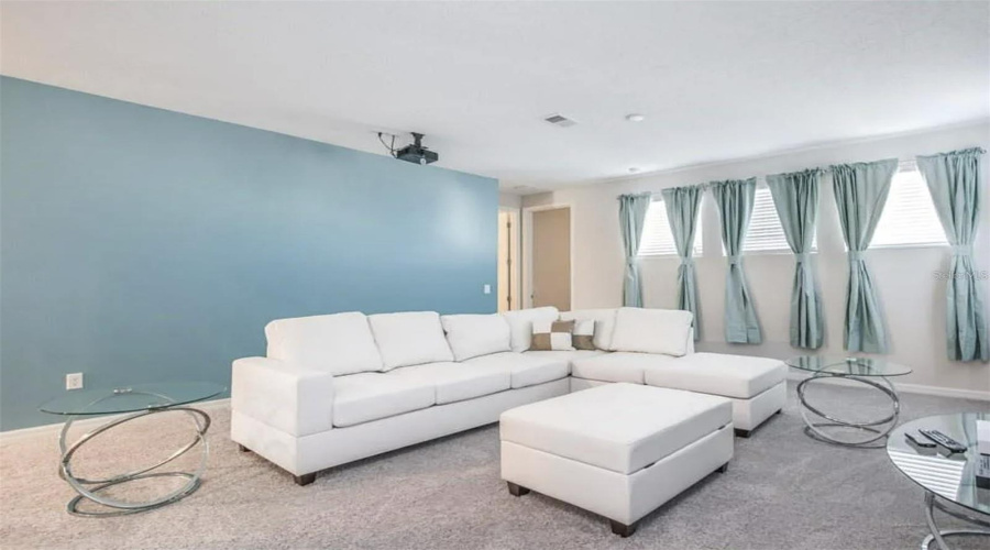 KISSIMMEE, Florida 34747, 7 Bedrooms Bedrooms, ,6 BathroomsBathrooms,Residential,For Sale,PELICAN COVE,0,MFRO6359207