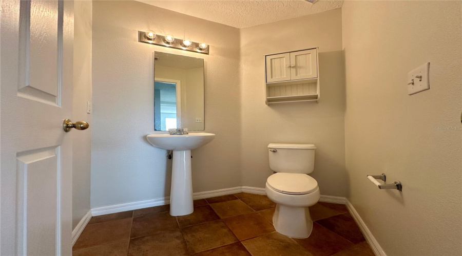 DAVENPORT, Florida 33897, 3 Bedrooms Bedrooms, ,2 BathroomsBathrooms,Residential,For Sale,RONA,0,MFRO6359132