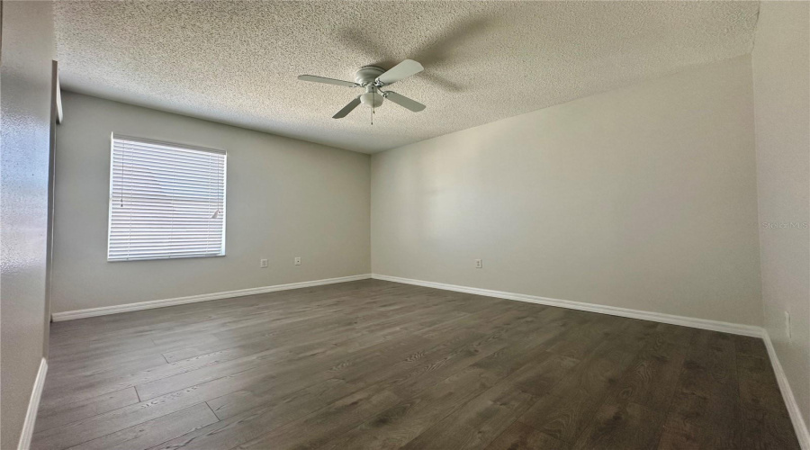 DAVENPORT, Florida 33897, 3 Bedrooms Bedrooms, ,2 BathroomsBathrooms,Residential,For Sale,RONA,0,MFRO6359132