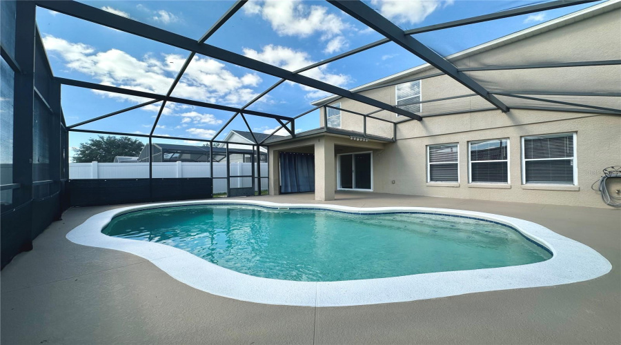 DAVENPORT, Florida 33897, 3 Bedrooms Bedrooms, ,2 BathroomsBathrooms,Residential,For Sale,RONA,0,MFRO6359132