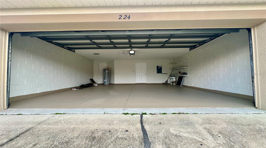 DAVENPORT, Florida 33897, 3 Bedrooms Bedrooms, ,2 BathroomsBathrooms,Residential,For Sale,RONA,0,MFRO6359132