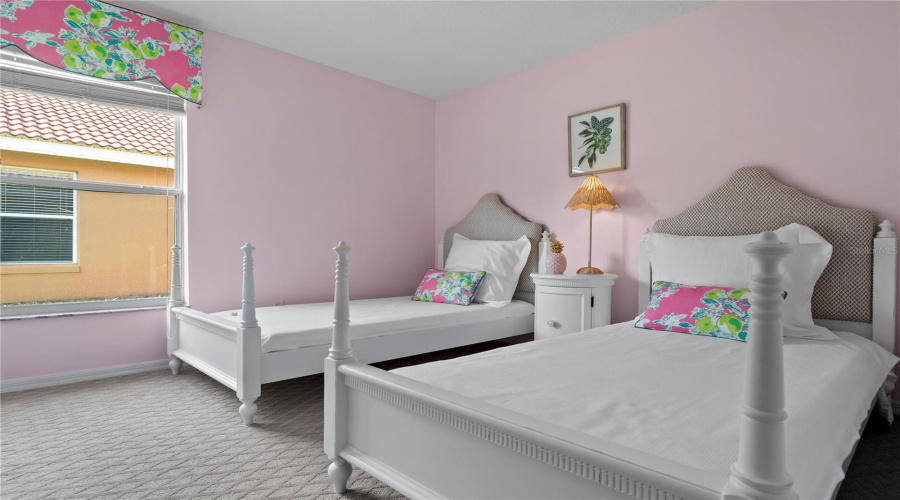 DAVENPORT, Florida 33897, 4 Bedrooms Bedrooms, ,3 BathroomsBathrooms,Residential,For Sale,SEVILLA,0,MFRO6326953