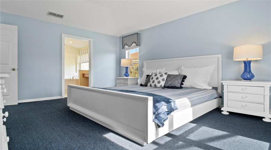 DAVENPORT, Florida 33897, 4 Bedrooms Bedrooms, ,3 BathroomsBathrooms,Residential,For Sale,SEVILLA,0,MFRO6326953