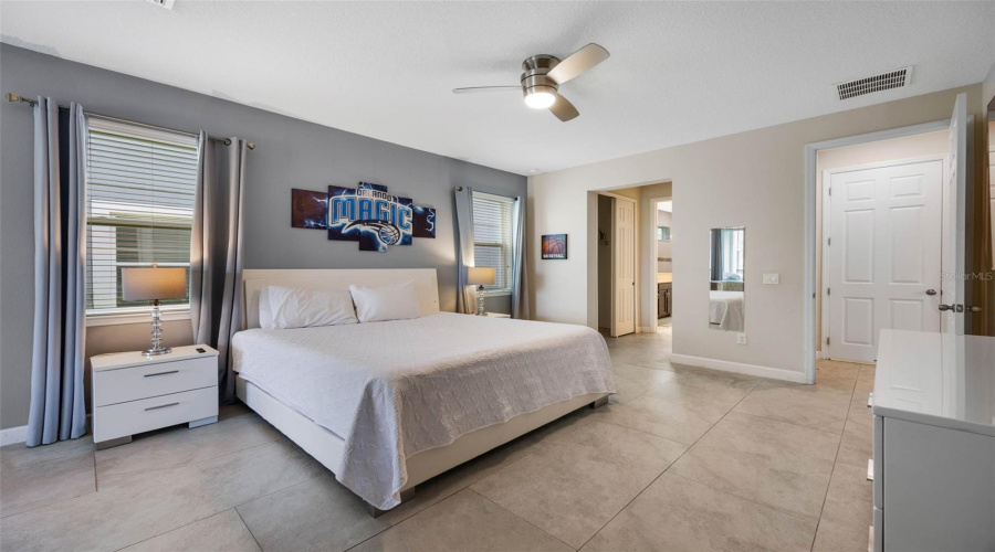 KISSIMMEE, Florida 34747, 7 Bedrooms Bedrooms, ,5 BathroomsBathrooms,Residential,For Sale,SUNSHINE RIDGE,0,MFRS5138217