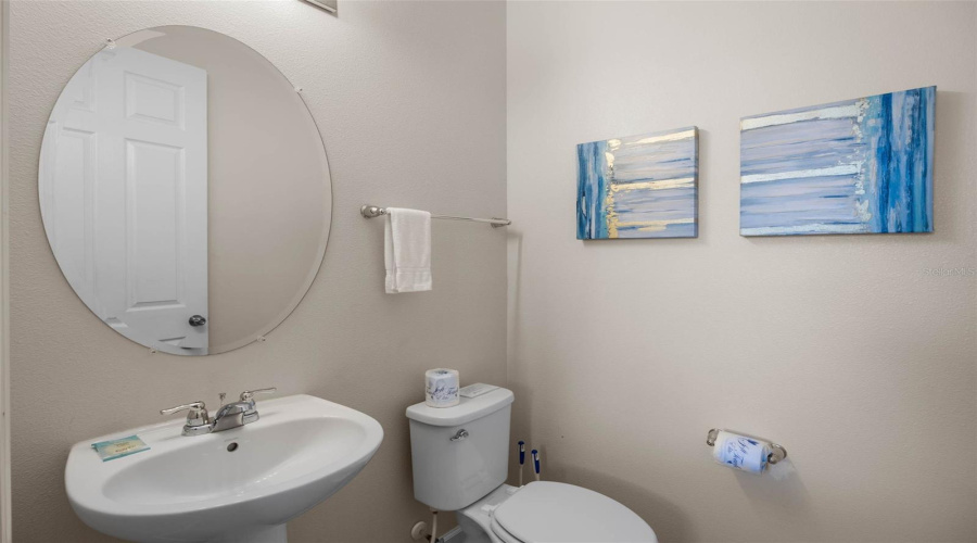 KISSIMMEE, Florida 34747, 7 Bedrooms Bedrooms, ,5 BathroomsBathrooms,Residential,For Sale,SUNSHINE RIDGE,0,MFRS5138217