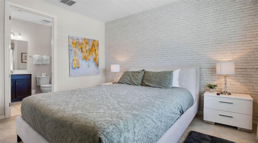 KISSIMMEE, Florida 34747, 7 Bedrooms Bedrooms, ,5 BathroomsBathrooms,Residential,For Sale,SUNSHINE RIDGE,0,MFRS5138217