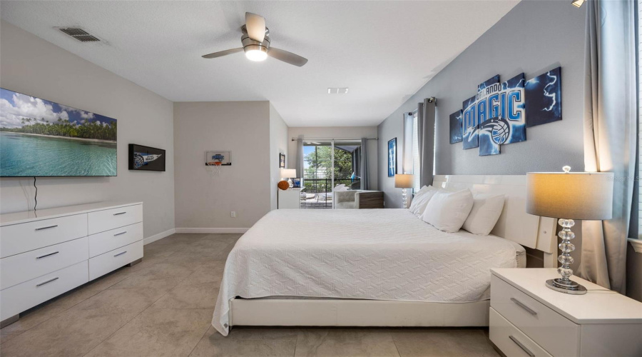 KISSIMMEE, Florida 34747, 7 Bedrooms Bedrooms, ,5 BathroomsBathrooms,Residential,For Sale,SUNSHINE RIDGE,0,MFRS5138217