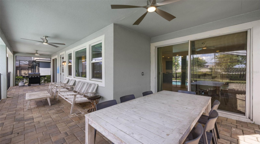 KISSIMMEE, Florida 34747, 7 Bedrooms Bedrooms, ,5 BathroomsBathrooms,Residential,For Sale,SUNSHINE RIDGE,0,MFRS5138217