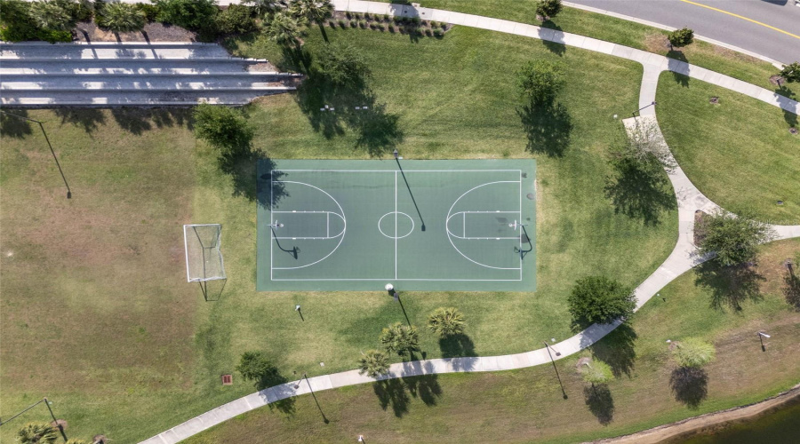 KISSIMMEE, Florida 34747, 7 Bedrooms Bedrooms, ,5 BathroomsBathrooms,Residential,For Sale,SUNSHINE RIDGE,0,MFRS5138217