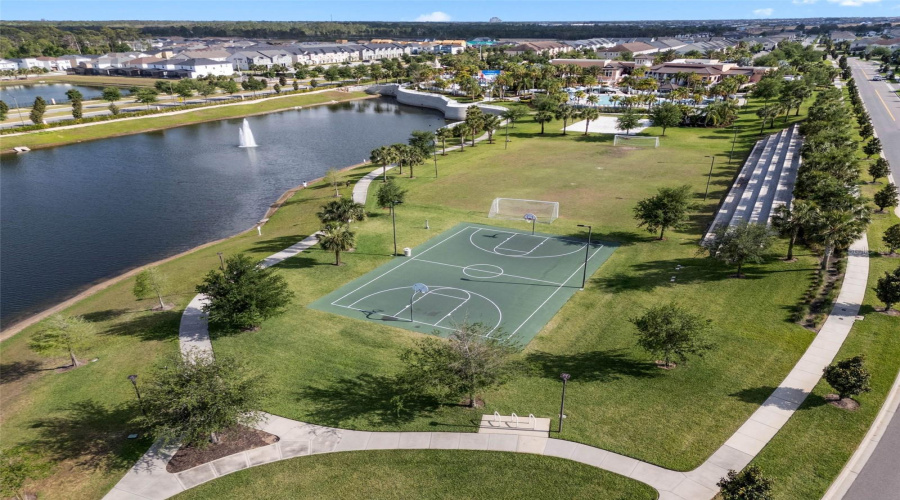 KISSIMMEE, Florida 34747, 7 Bedrooms Bedrooms, ,5 BathroomsBathrooms,Residential,For Sale,SUNSHINE RIDGE,0,MFRS5138217