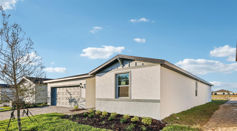 DAVENPORT, Florida 33837, 4 Bedrooms Bedrooms, ,2 BathroomsBathrooms,Residential,For Sale,MUD CANYON,0,MFRO6358401