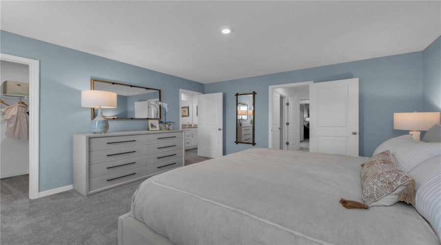 DAVENPORT, Florida 33897, 3 Bedrooms Bedrooms, ,2 BathroomsBathrooms,Residential,For Sale,FAN PALM,0,MFRO6359424