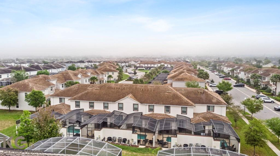 DAVENPORT, Florida 33896, 4 Bedrooms Bedrooms, ,3 BathroomsBathrooms,Residential,For Sale,DOGLEG DR,0,MFRS5124195