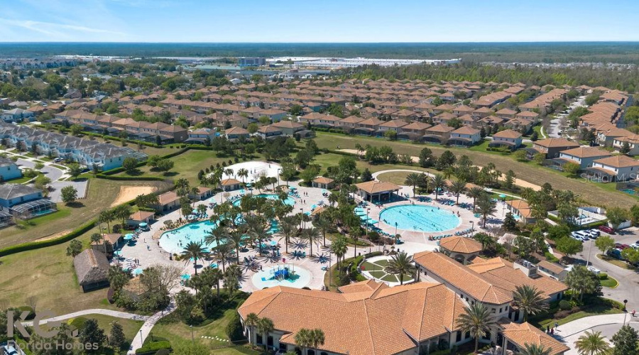 DAVENPORT, Florida 33896, 4 Bedrooms Bedrooms, ,3 BathroomsBathrooms,Residential,For Sale,DOGLEG DR,0,MFRS5124195