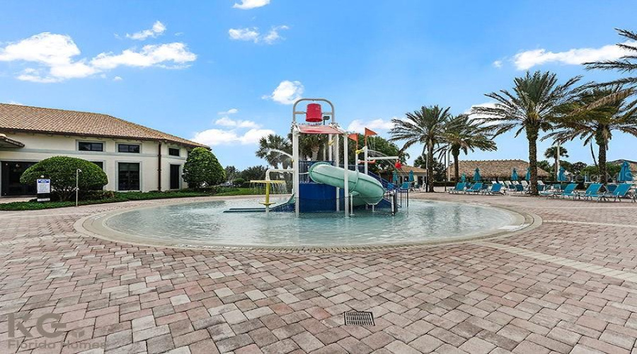 DAVENPORT, Florida 33896, 4 Bedrooms Bedrooms, ,3 BathroomsBathrooms,Residential,For Sale,DOGLEG DR,0,MFRS5124195