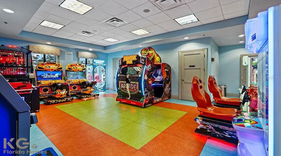 DAVENPORT, Florida 33896, 4 Bedrooms Bedrooms, ,3 BathroomsBathrooms,Residential,For Sale,DOGLEG DR,0,MFRS5124195