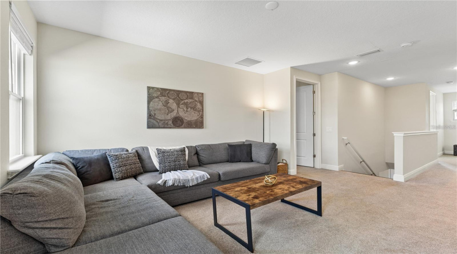 KISSIMMEE, Florida 34747, 5 Bedrooms Bedrooms, ,5 BathroomsBathrooms,Residential,For Sale,AUBURN,0,MFRS5138299