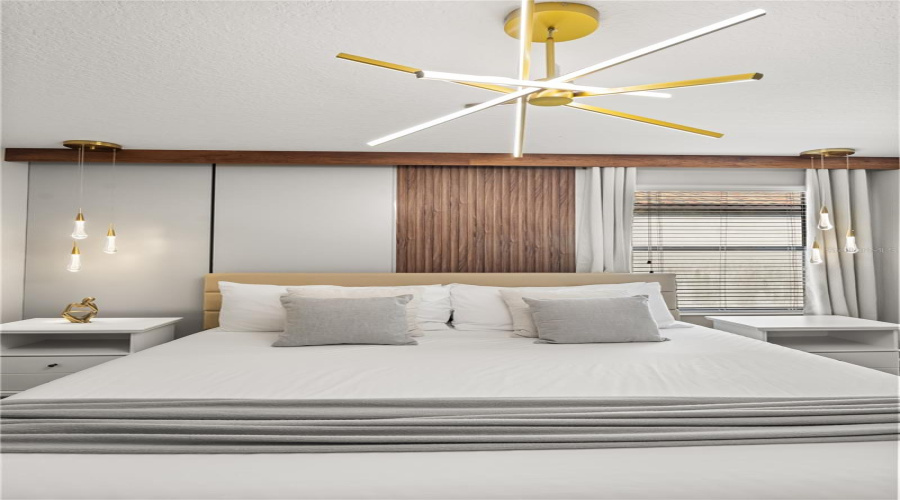 DAVENPORT, Florida 33896, 8 Bedrooms Bedrooms, ,5 BathroomsBathrooms,Residential,For Sale,BELLE TERRE,0,MFRO6359398