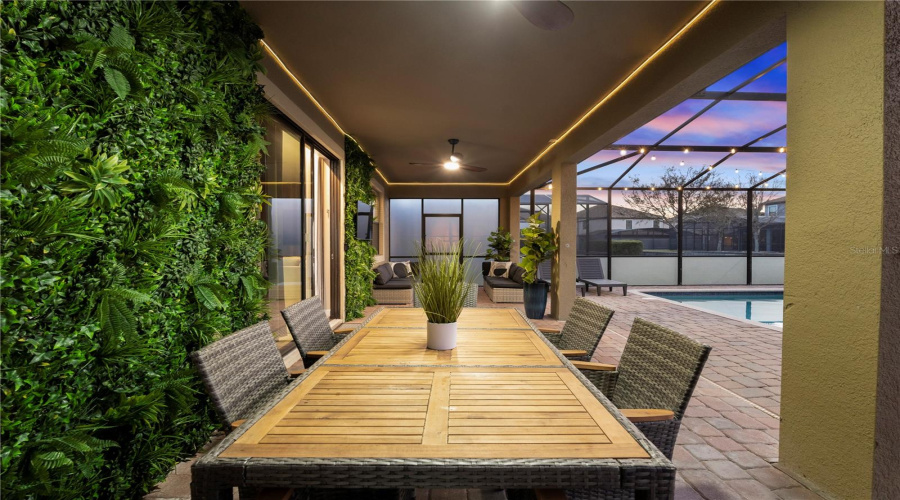 DAVENPORT, Florida 33896, 8 Bedrooms Bedrooms, ,5 BathroomsBathrooms,Residential,For Sale,BELLE TERRE,0,MFRO6359398